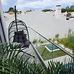 House By The Lagoon - Piscina Privada Villa *