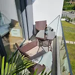 House By The Lagoon - Piscina Privada * Casal do Narcizo