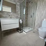 Villa House By The Lagoon - Piscina Privada *