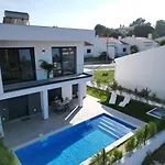 House By The Lagoon - Piscina Privada Casal do Narcizo