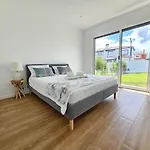 Villa House By The Lagoon - Piscina Privada *