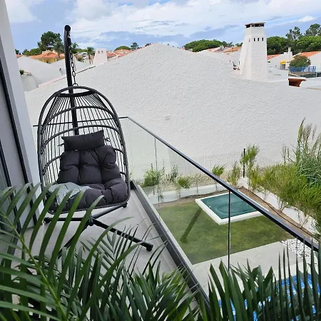 House By The Lagoon - Piscina Privada 别墅 *