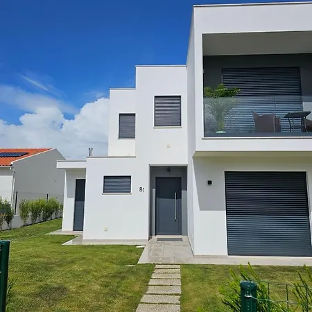 House By The Lagoon - Piscina Privada Willa *