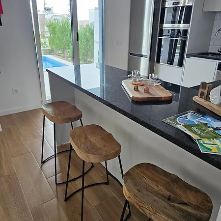 House By The Lagoon - Piscina Privada ヴィラ Casal do Narcizo