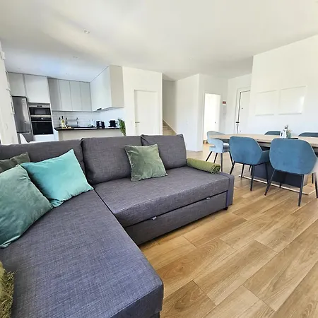 House By The Lagoon - Piscina Privada