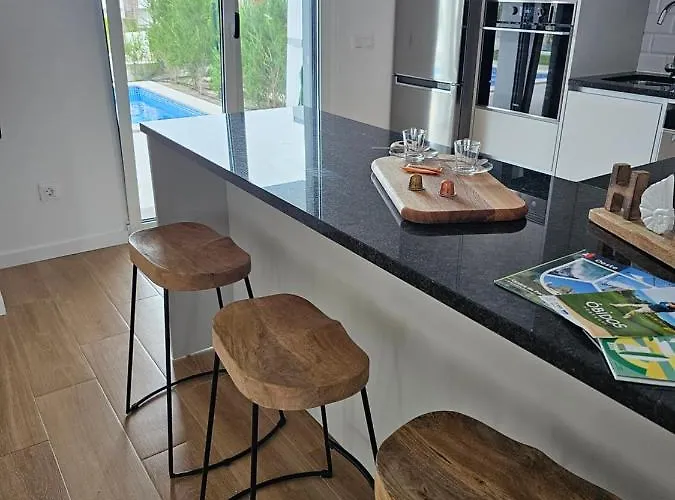 House By The Lagoon - Piscina Privada Villa Casal do Narcizo