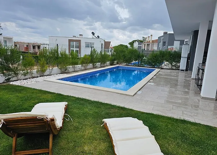 House By The Lagoon - Piscina Privada Вилла *