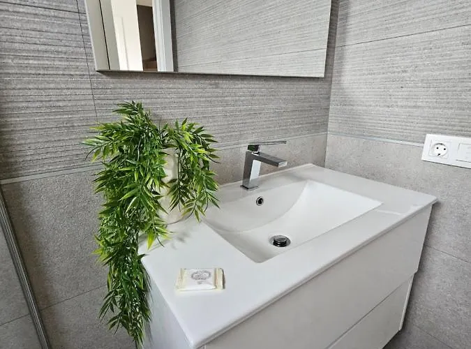 House By The Lagoon - Piscina Privada فيلة Casal do Narcizo