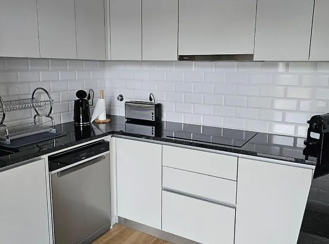 House By The Lagoon - Piscina Privada