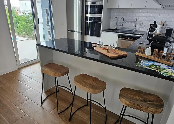 Villa House By The Lagoon - Piscina Privada *