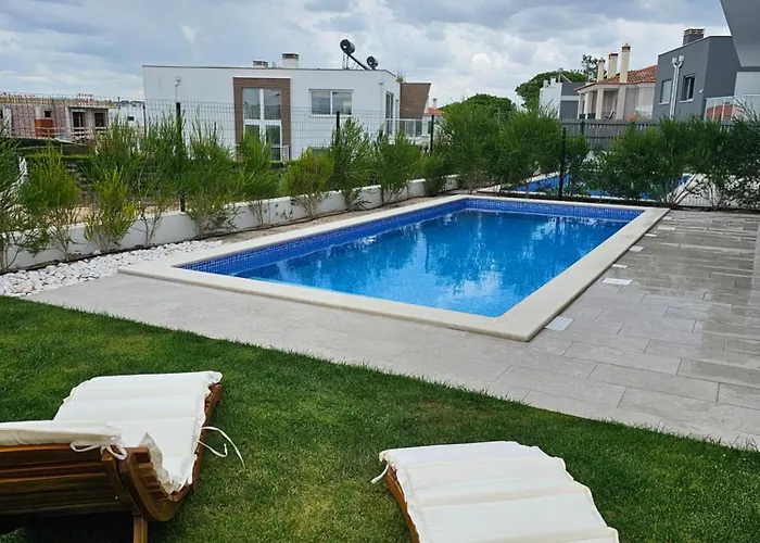 House By The Lagoon - Piscina Privada فيلة Casal do Narcizo