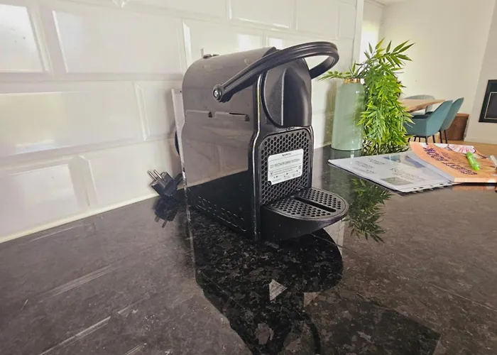 House By The Lagoon - Piscina Privada * Casal do Narcizo