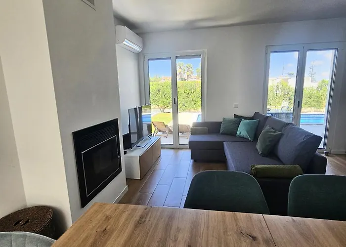 فيلة House By The Lagoon - Piscina Privada